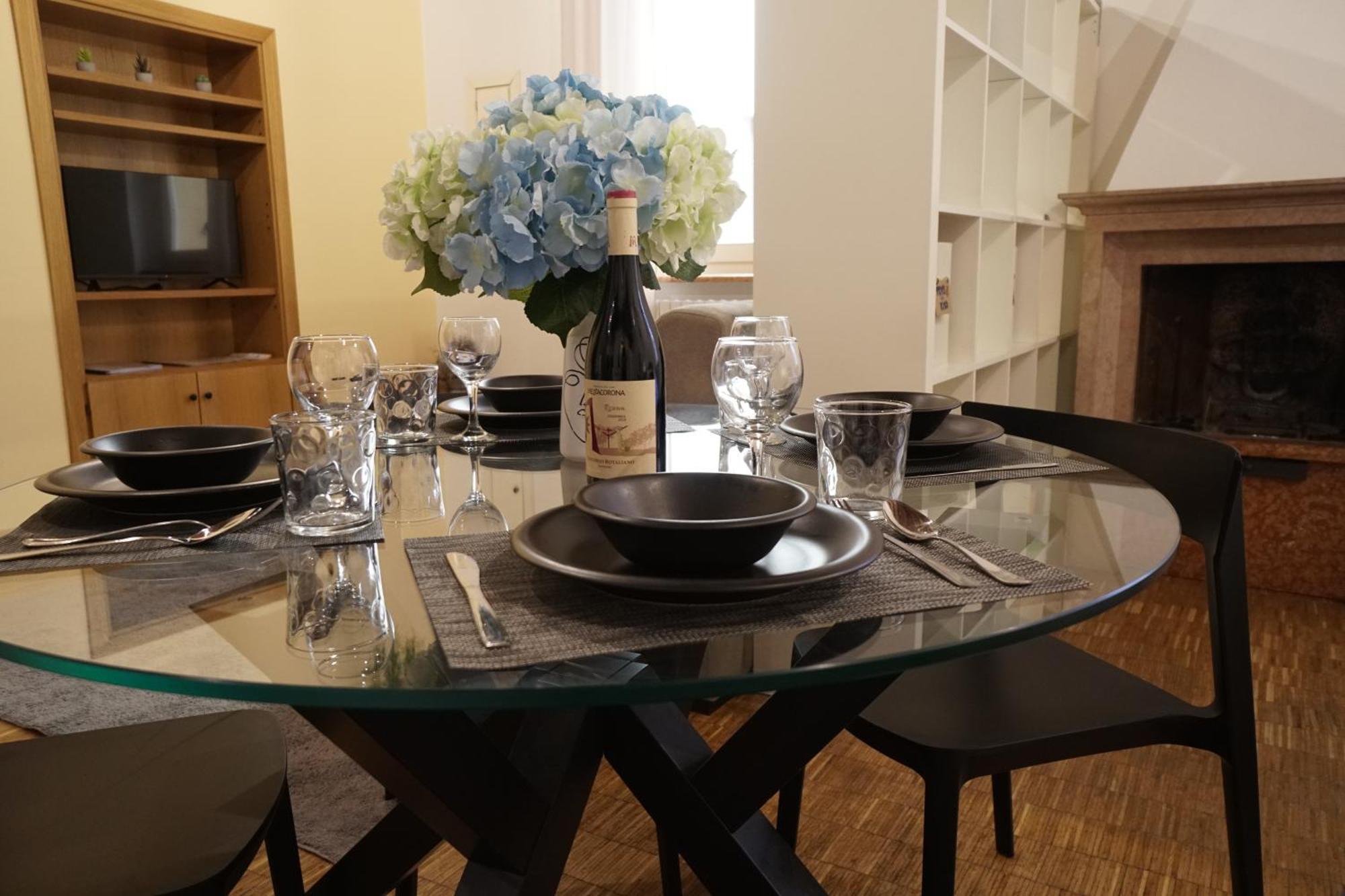 Romeohouse Central With Wifi เวโรนา ภายนอก รูปภาพ